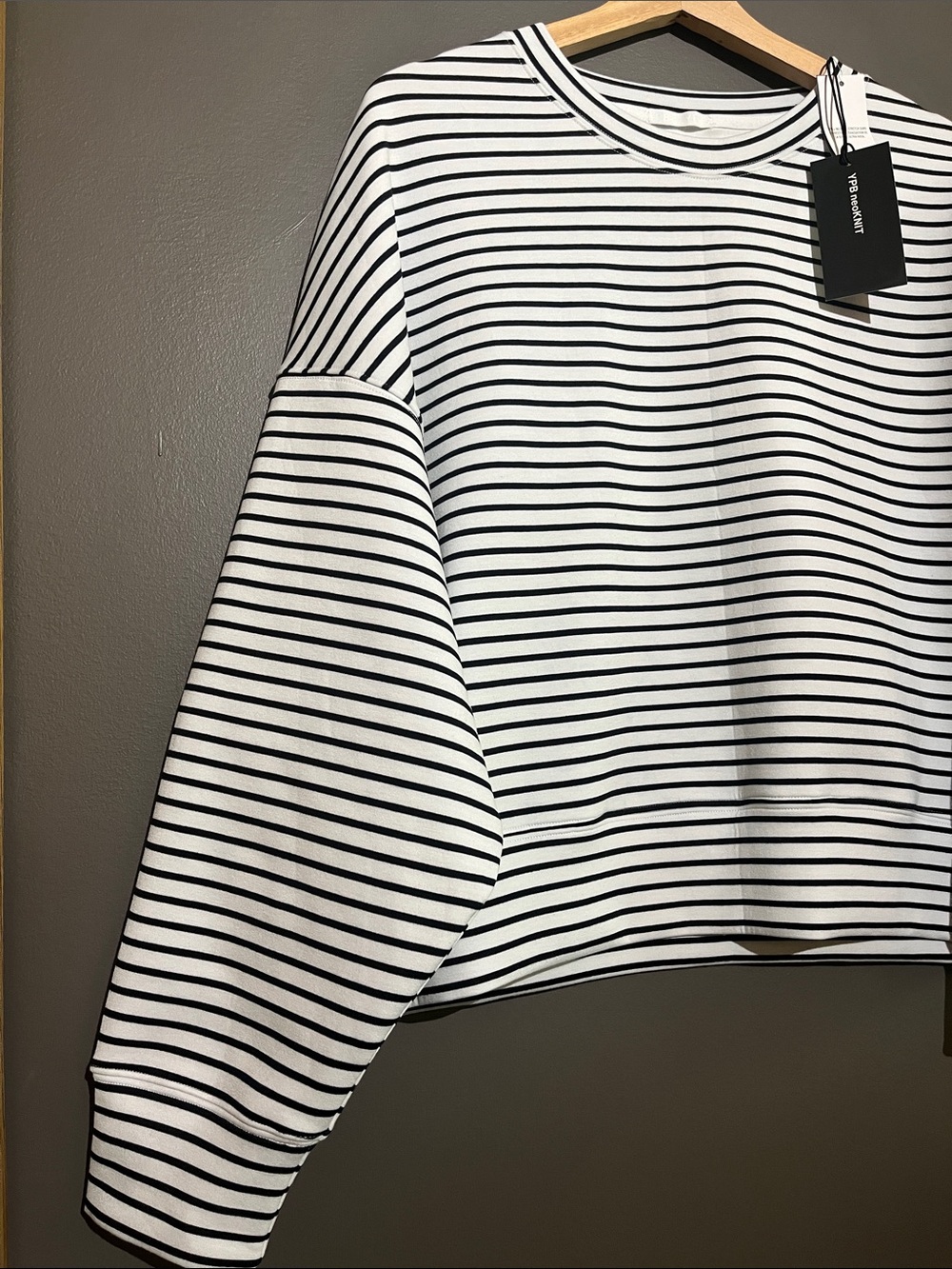 Abercrombie & Fitch YPB NeoKNIT Crew Sweatshirt NWT - Picture 8 of 11